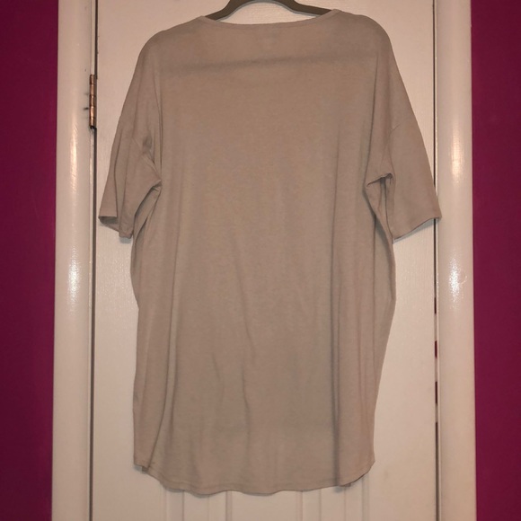 Blouse - Picture 3 of 3